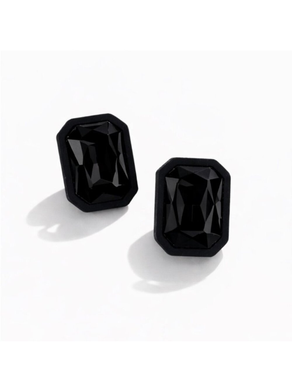 New! Midnight Black Gemstone Post Earrings (1026) Nwot